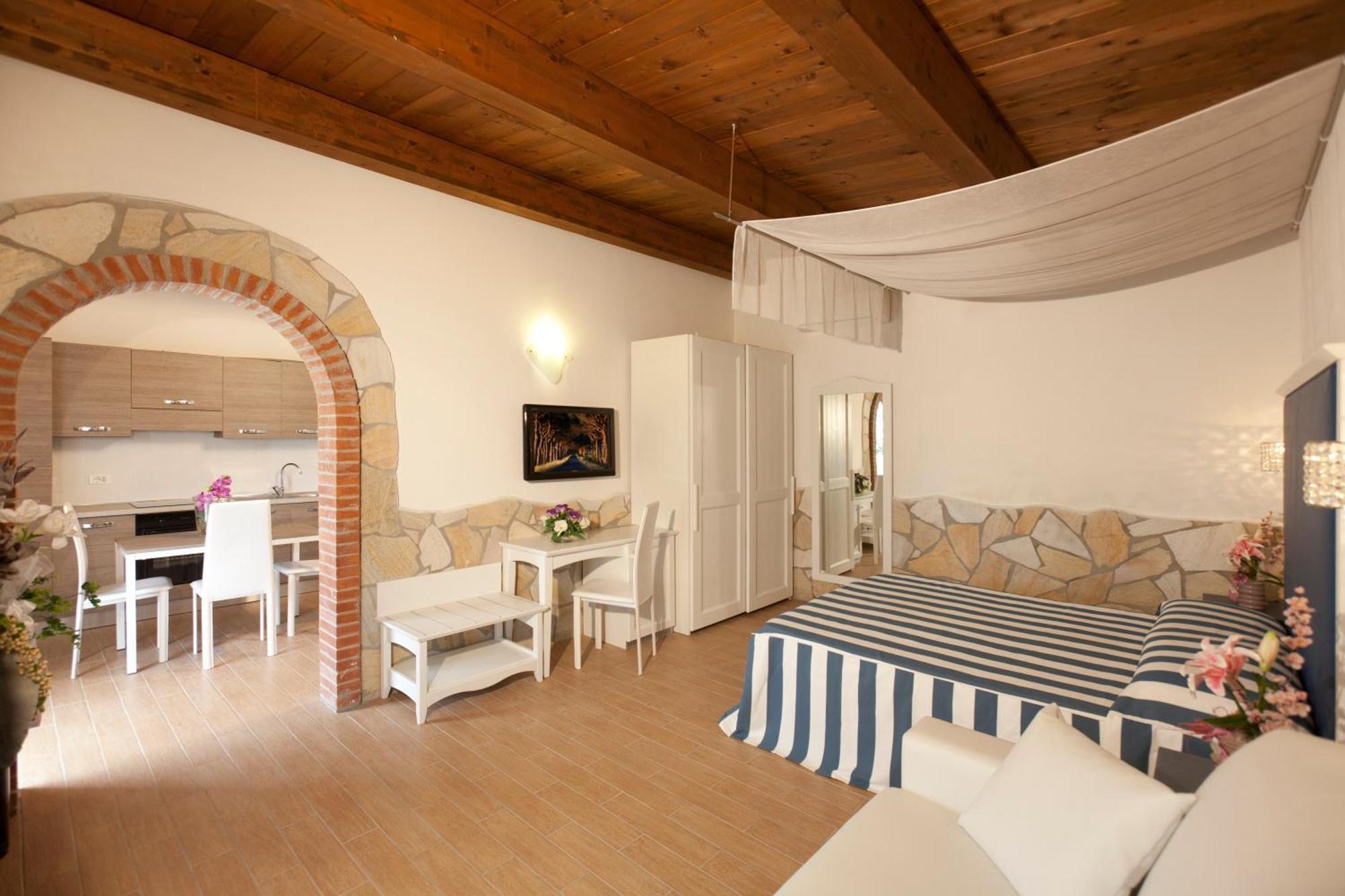 Aparthotel Fattoria Maremmana Marina di Grosseto Esterno foto