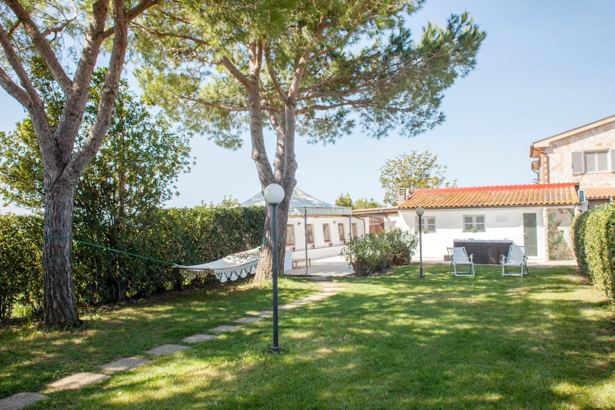 Aparthotel Fattoria Maremmana Marina di Grosseto Esterno foto